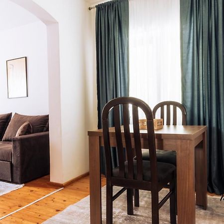 Music House Apartment 图兹拉 外观 照片